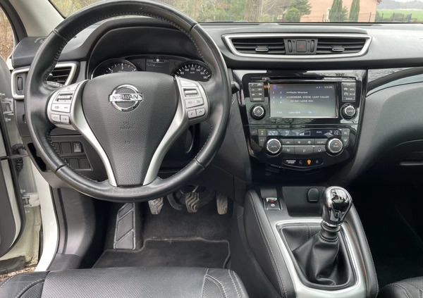 Nissan Qashqai cena 55500 przebieg: 112000, rok produkcji 2013 z Wrocław małe 137